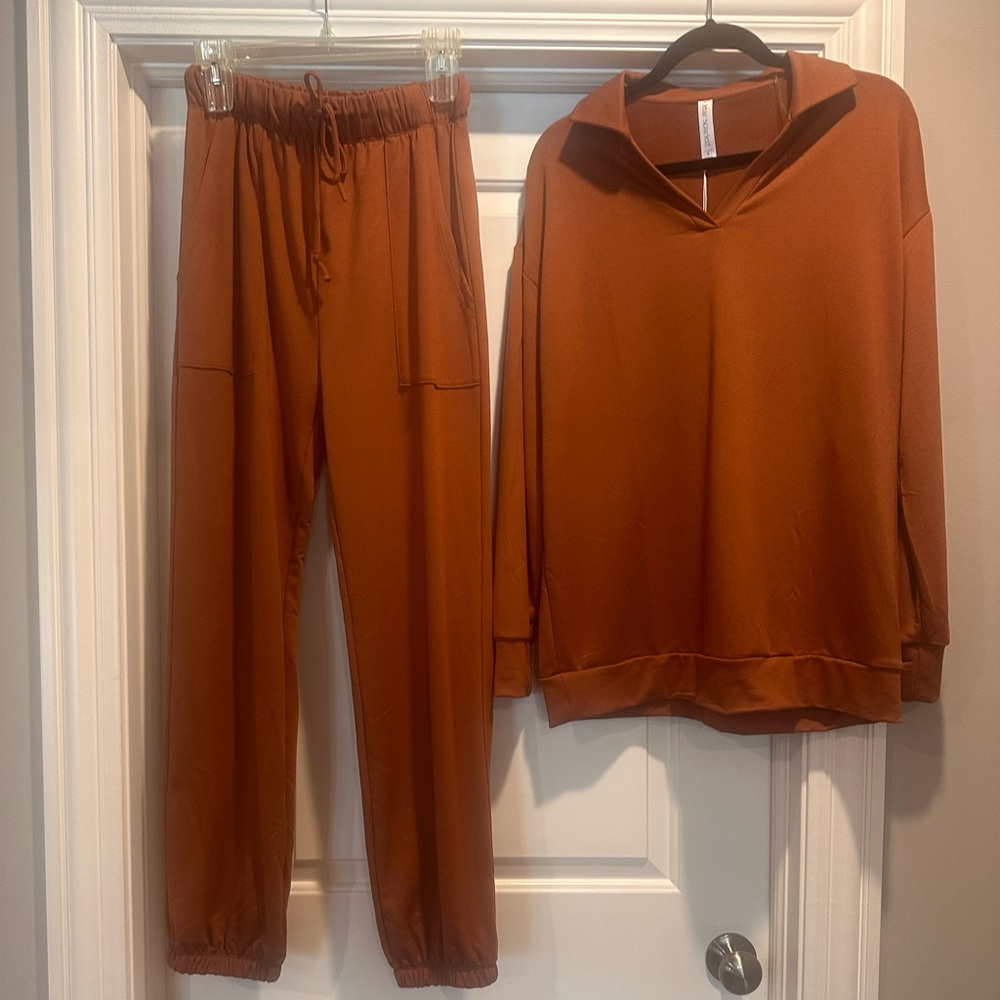 NWT 2 Piece Small French Terry Set By Dear Scarlett Wrinkle free Inspired